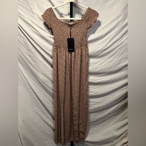 🌺NWT Amoli Brown Floral Maxi Dress (Bundled price-BIN2)